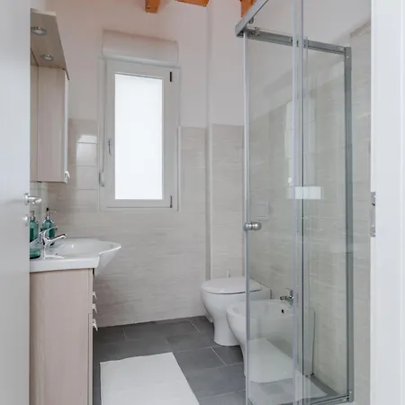 公寓 Residenza Grandi *