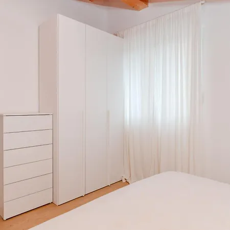Residenza Grandi Διαμέρισμα Cinisello Balsamo
