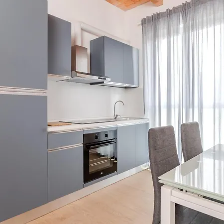 Residenza Grandi Διαμέρισμα Cinisello Balsamo